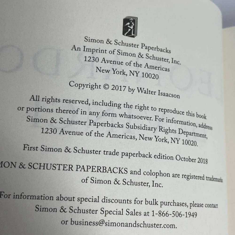 Leonardo da Vinci Walter Isaacson Biography Paperback 9781501139161 History Art